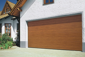 Réparation de portes de garage: Tout ce que vous devez savoir - RibbeD%20GolDen%20Oak%20Double 300 200