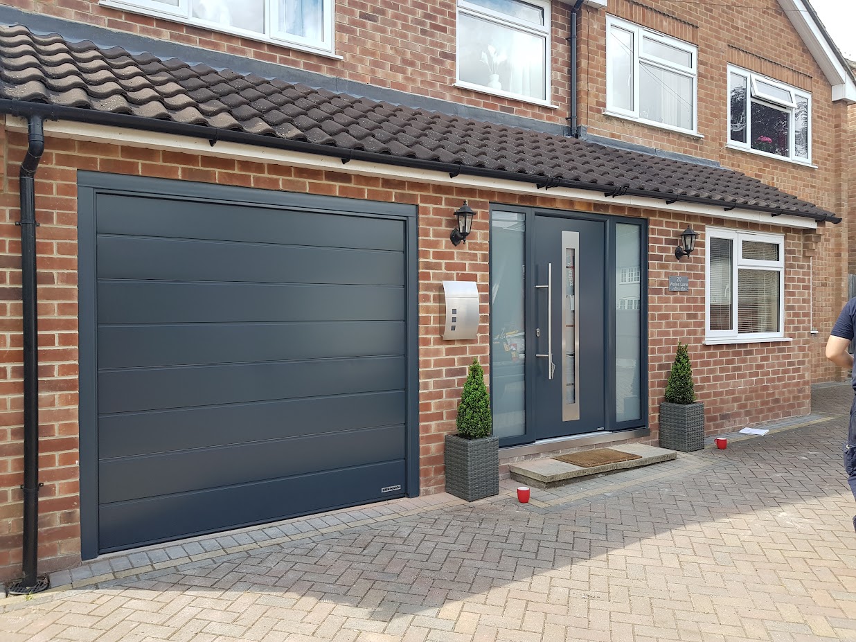 Sectional Garage Door 